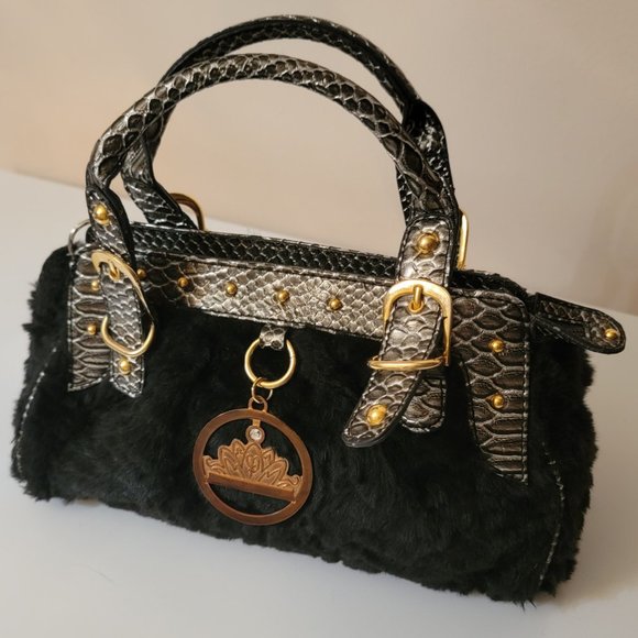 Paris Hilton Handbags - Paris Hilton Purse Starlet Bag